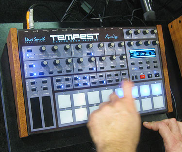 Dave Smith Instruments Tempest